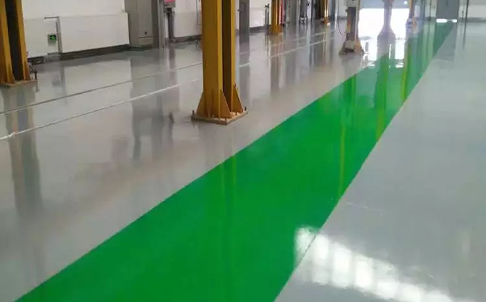 环氧防静电自流平地坪厂间.png