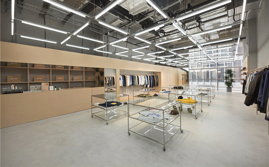 微水泥地面经典案例效果图片之商场服装门店.png