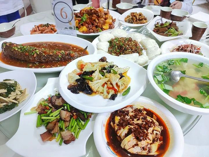 酒店餐饮.jpg
