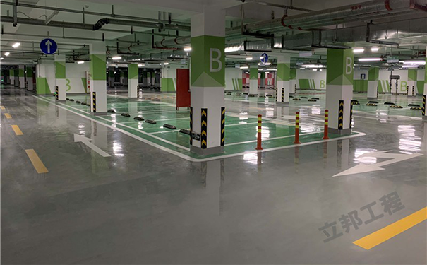 环氧地坪施工队联系电话是多少?