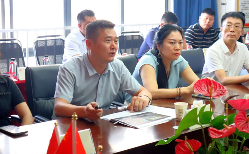 常务副会长李青龙讲话.jpg