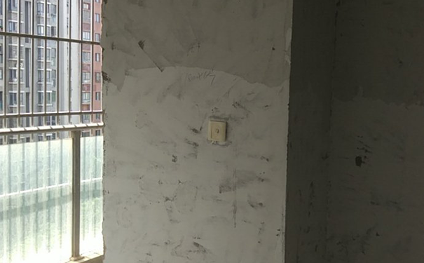墙面翻新需要把墙全部铲掉吗?