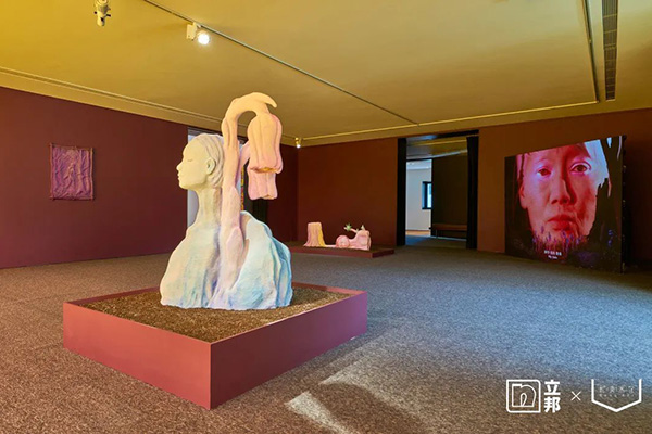 立邦为“断裂的一代”展览提供专业涂装支持.jpg