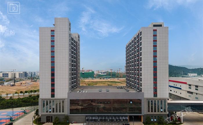 员工宿舍及办公灰色真石漆效果图.png