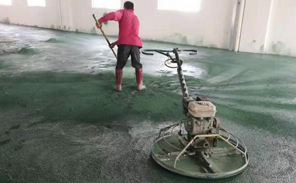 金刚砂固化剂什么时候上?