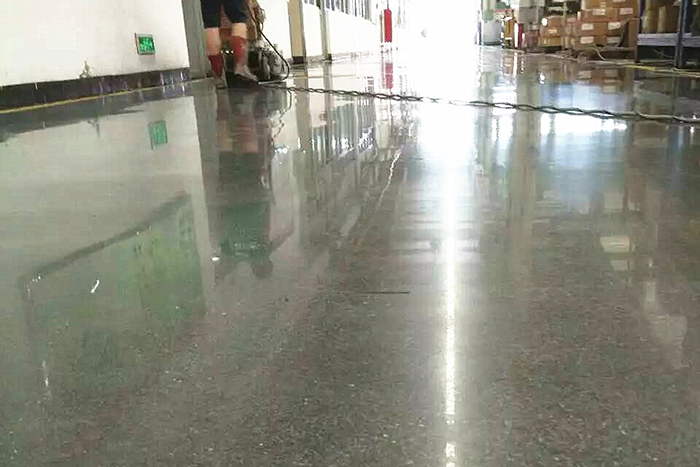 金刚砂地面.png